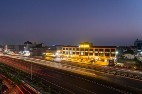 Chitwan Midtown Hotel